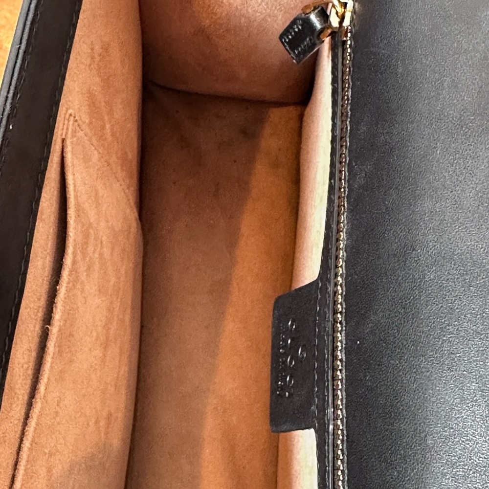 Authentic Gucci Silvia Shoulder Black Bag - Picture 8 of 13